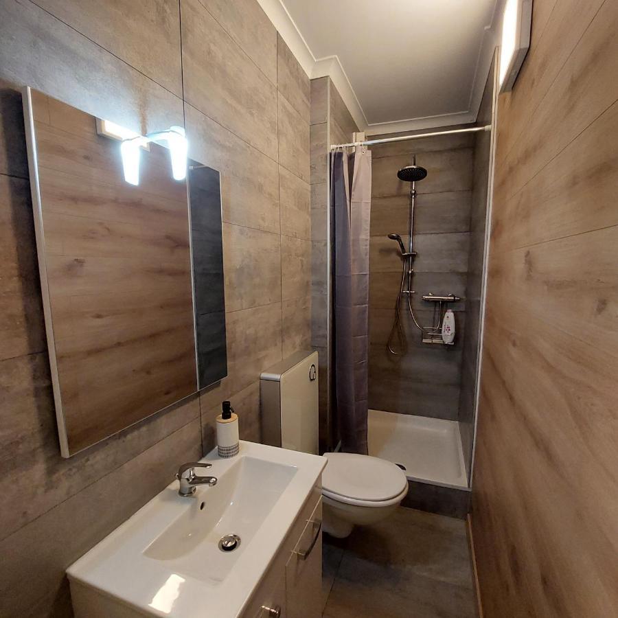 Le Berceau Des Croisades Apartment บูยง ภายนอก รูปภาพ